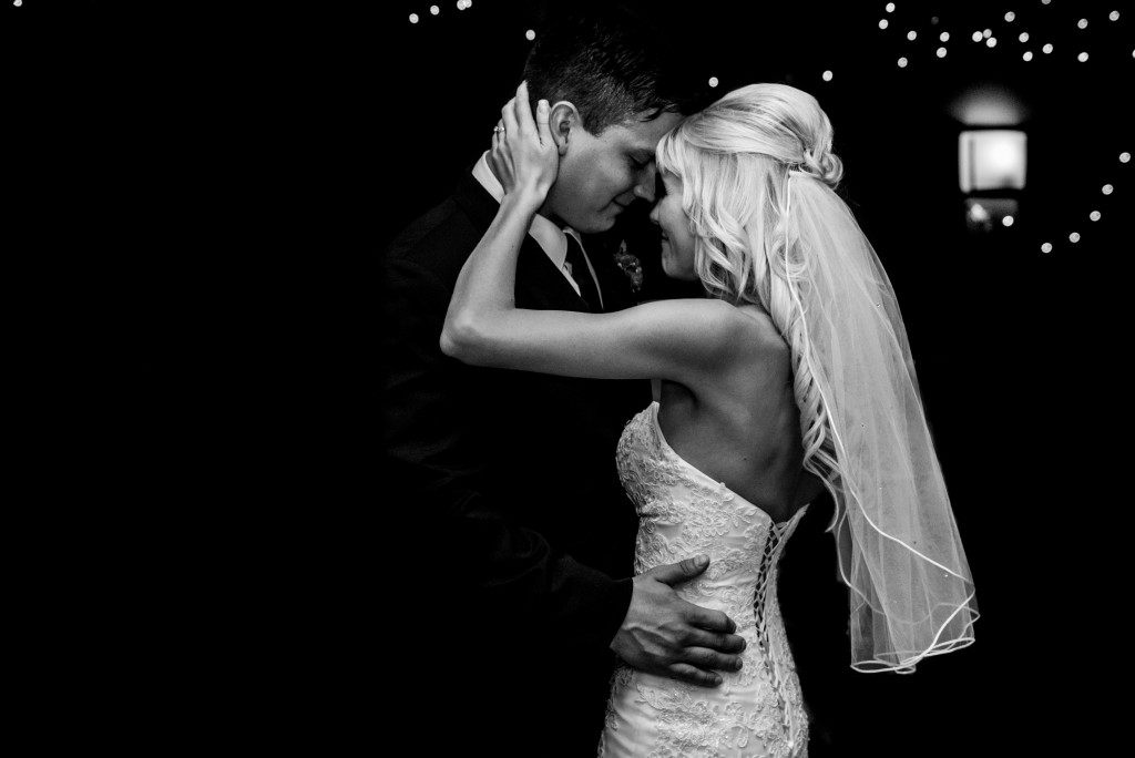 Stellavate Photography | Victoria BC wedding Photographer | Bride and groom taking their first dance